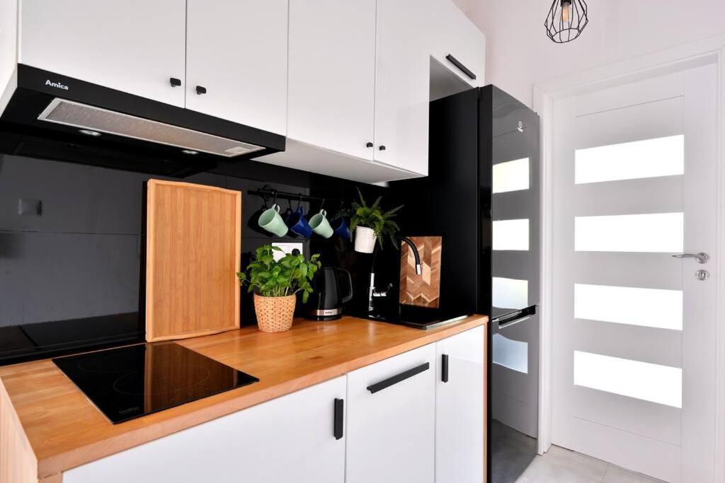 Apartament Saska Kepa -Ul. Francuska 2' Min Warszawa Zewnętrze zdjęcie
